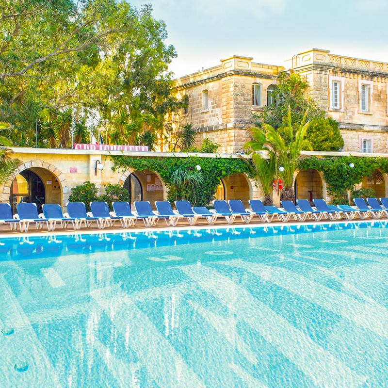 piscina-m